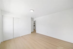 31396992