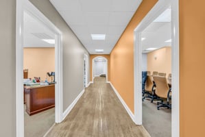 20480976