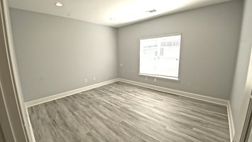 20832944