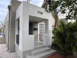 20861886