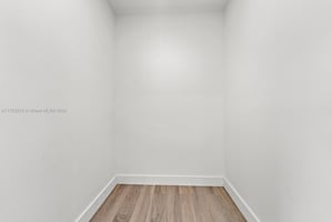 20902560
