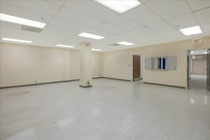 33070805