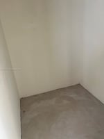 28890367