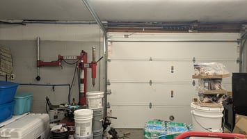 21046054