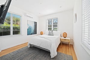 28939530