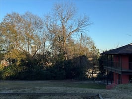 21212600