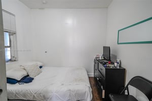 21281620