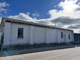 21302061