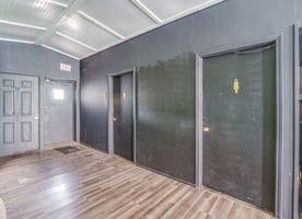 34293240