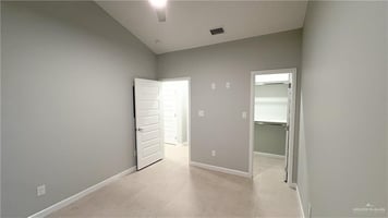 29511521
