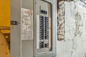 21520038