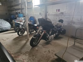 21557083