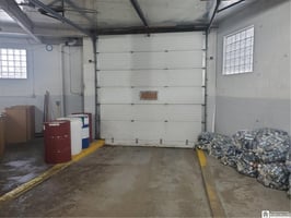 21557076