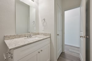 28879076