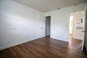 32241549