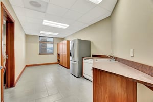 21590844