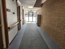 21599037