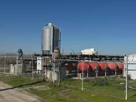21633821