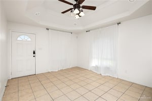 21652878