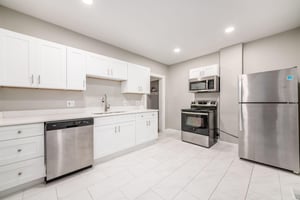 21686581