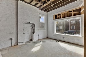 22462305