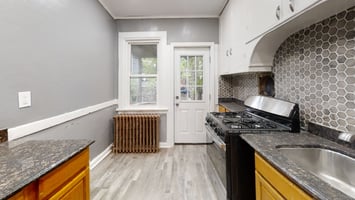 21800783