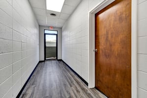 21813106
