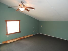 21985942