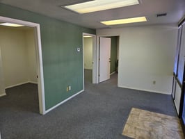 22632635