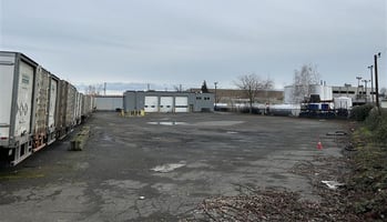 22055894