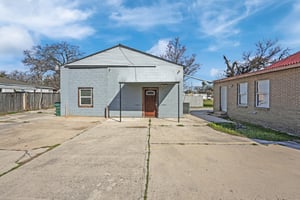 22045353