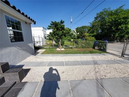 22053497