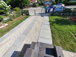 22053499