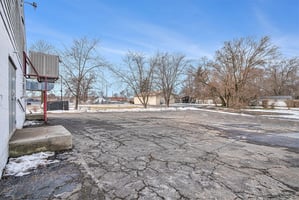22066557