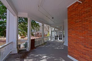 27041572