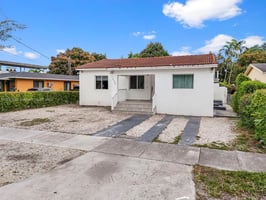 22090461