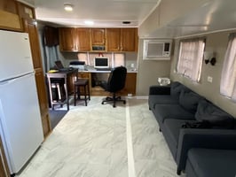 22104485