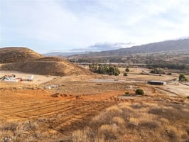 30652422