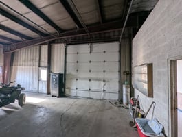 23044722