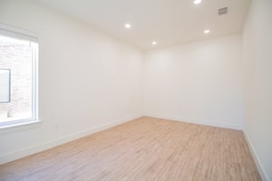 29578056