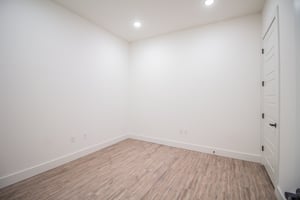 29578061