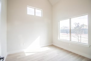 29577932