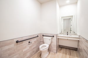 29577924