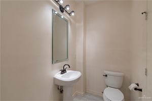 22350252