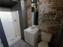 22463618