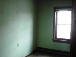 22683985