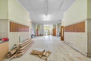 22696910