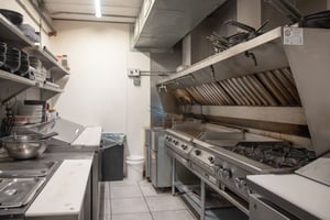 22700544