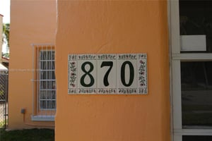 22902610