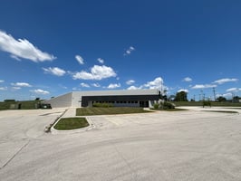 24628952